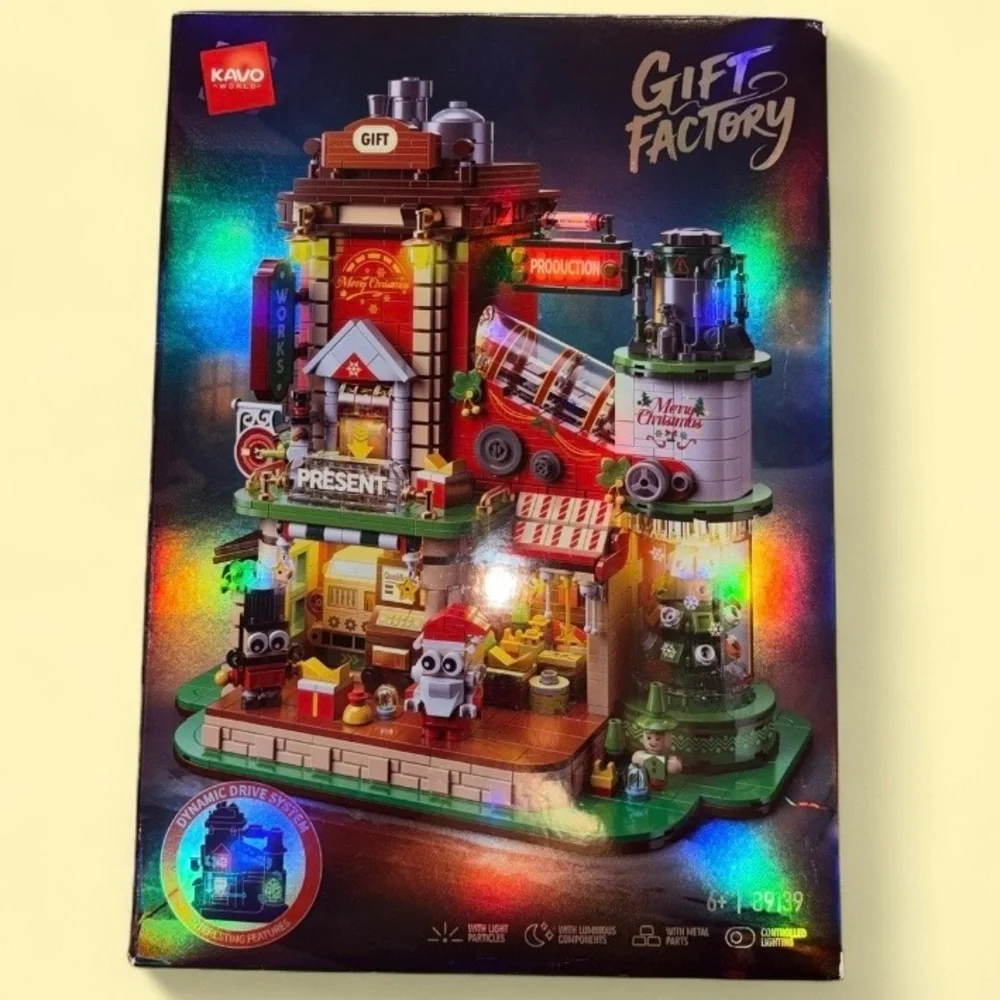 Christmas Gift Factory Building Blocks Set 2775 pcs Light-Up DIY Holiday Village - Picture 4 of 15